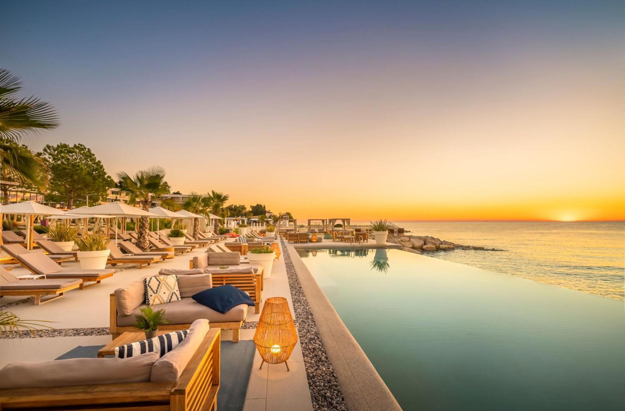 Pical Beach House, Valamar Collection Пореч Екстериор снимка