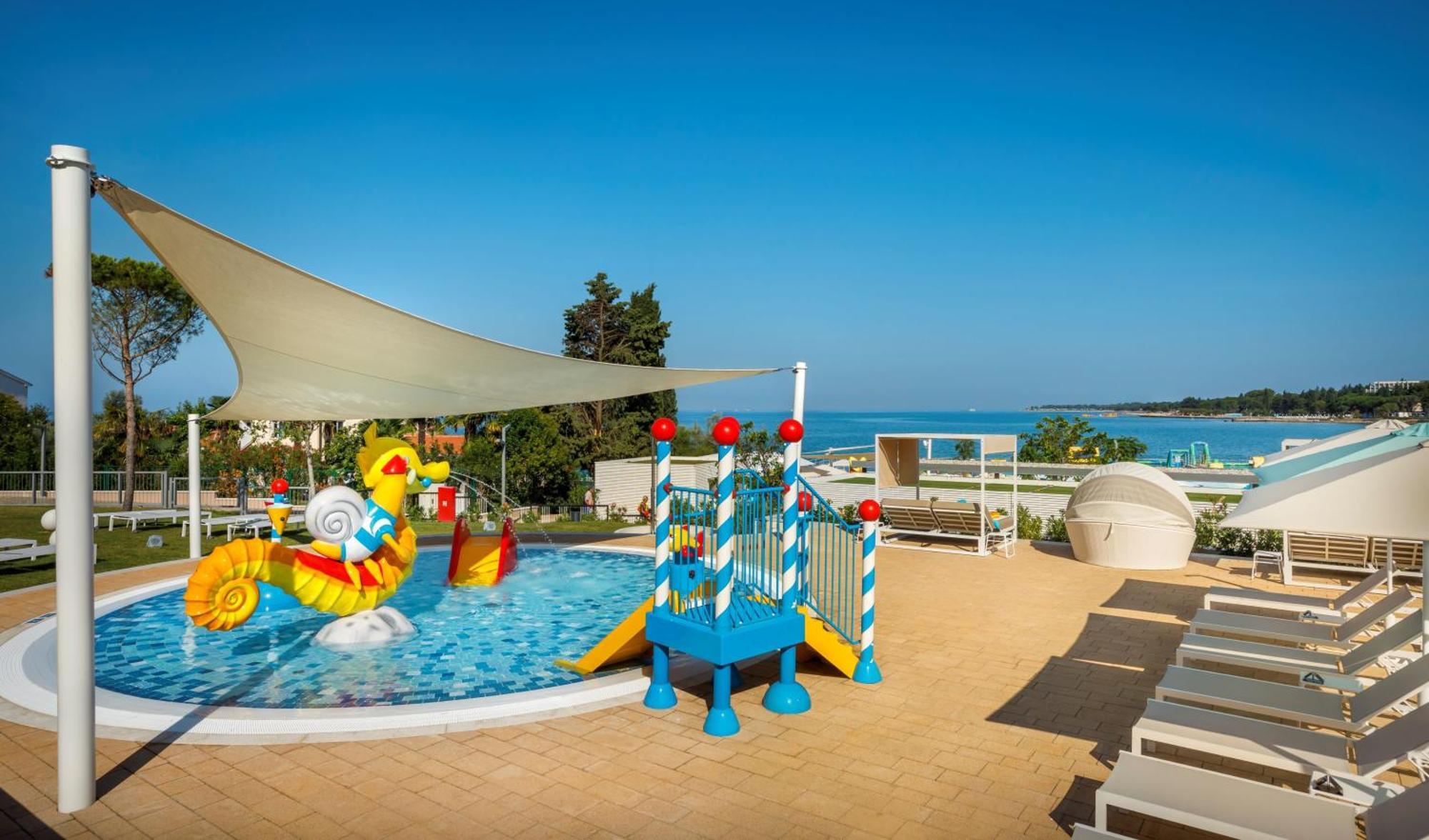 Pical Beach House, Valamar Collection Пореч Екстериор снимка