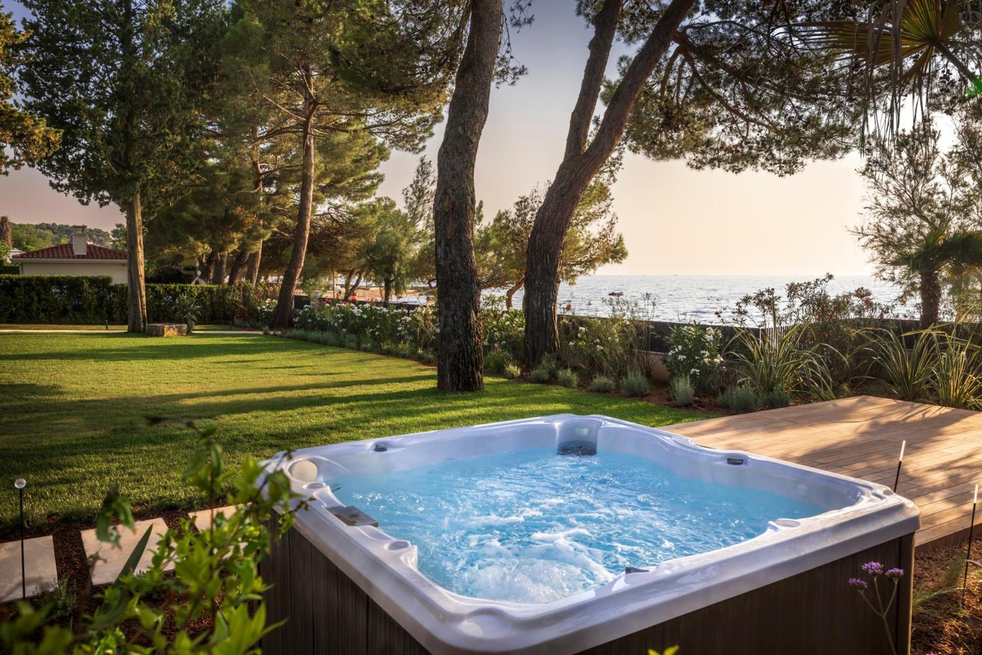 Pical Beach House, Valamar Collection Пореч Екстериор снимка